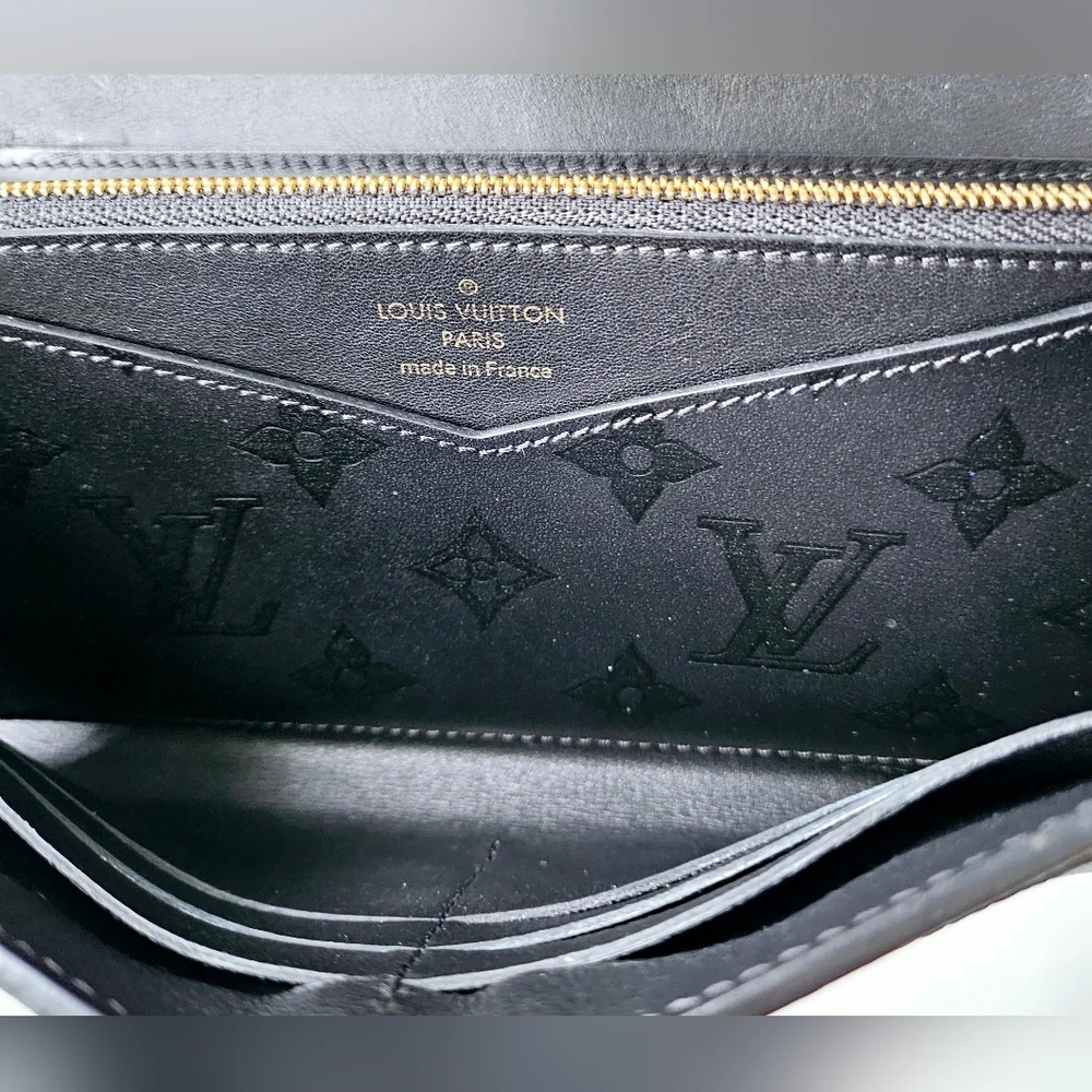Louis Vuitton Cuir Plume Very Black Long Wallet - Picture 8 of 11